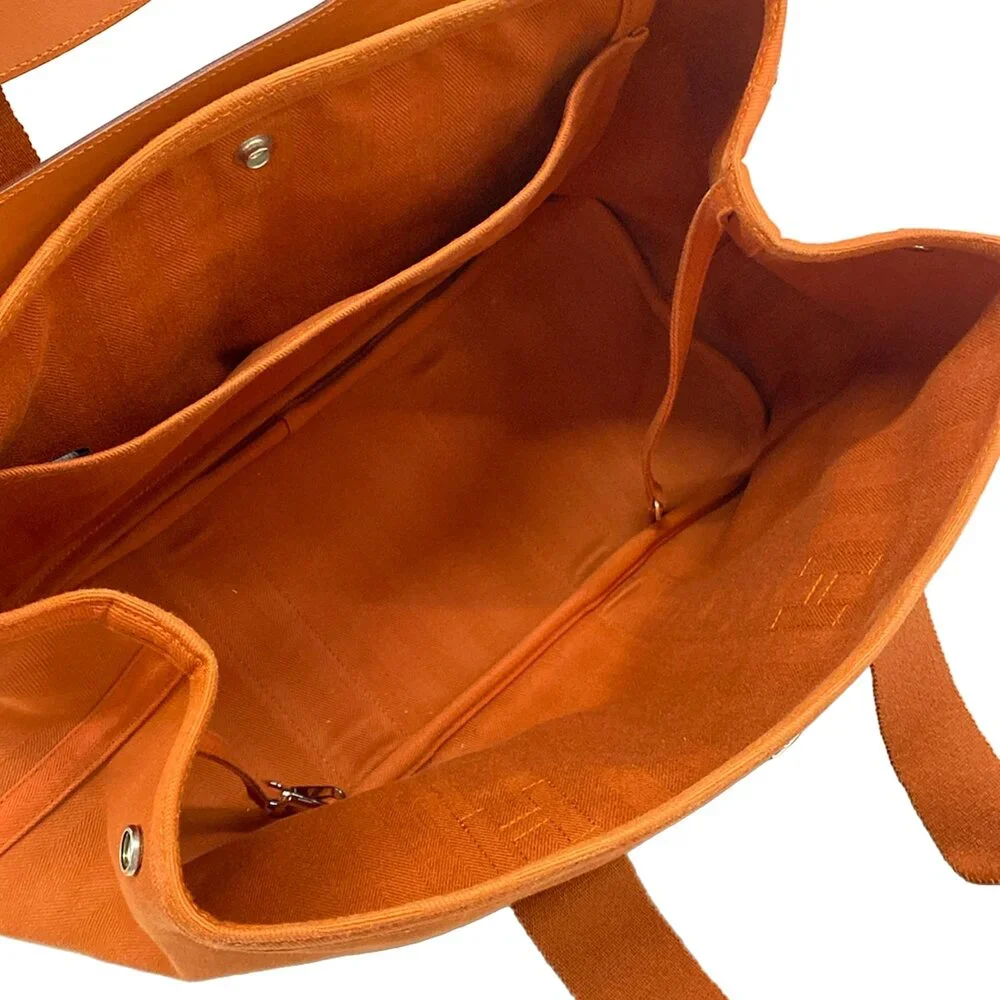 Hermès Valparaiso MM Handbag Toile chevron Leather
